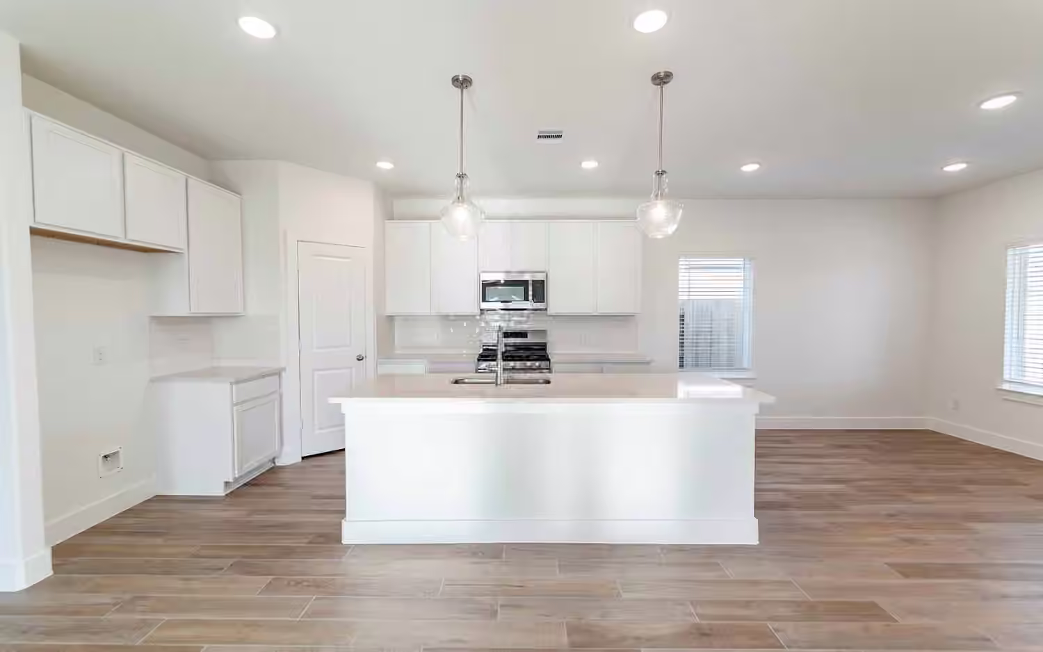 Photo 7 of 626 Escondido Drive, Dayton, TX