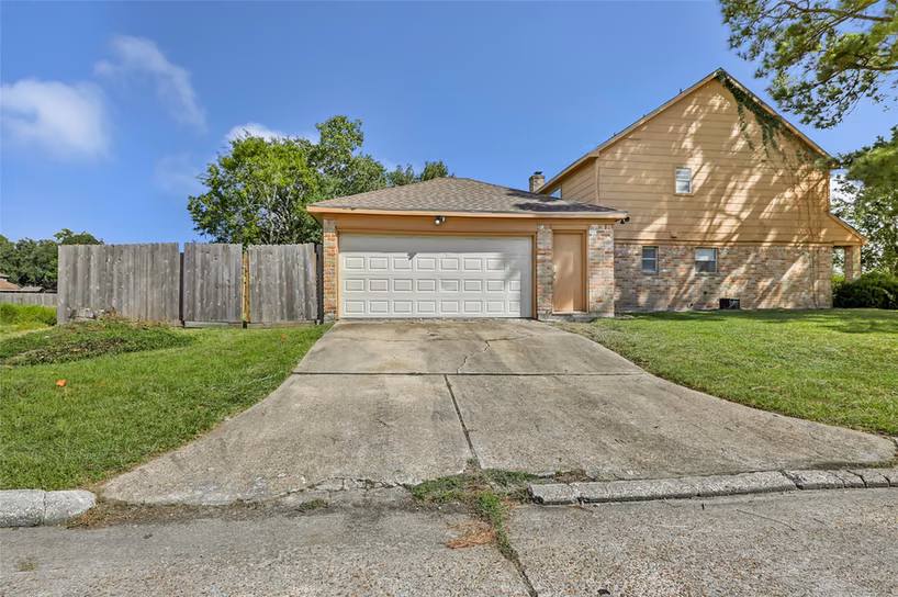 Photo 4 of 5603 Mossy Timbers Drive, Humble, TX