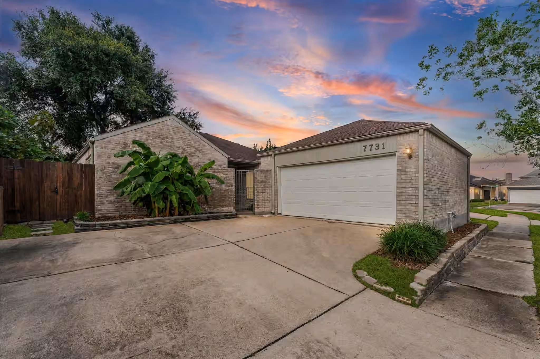 Photo 2 of 7731 Quail Meadow Drive, Houston, TX