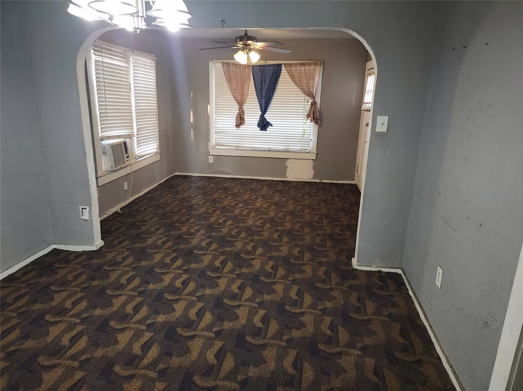 Photo 7 of 4215 Edison Street, Houston, TX