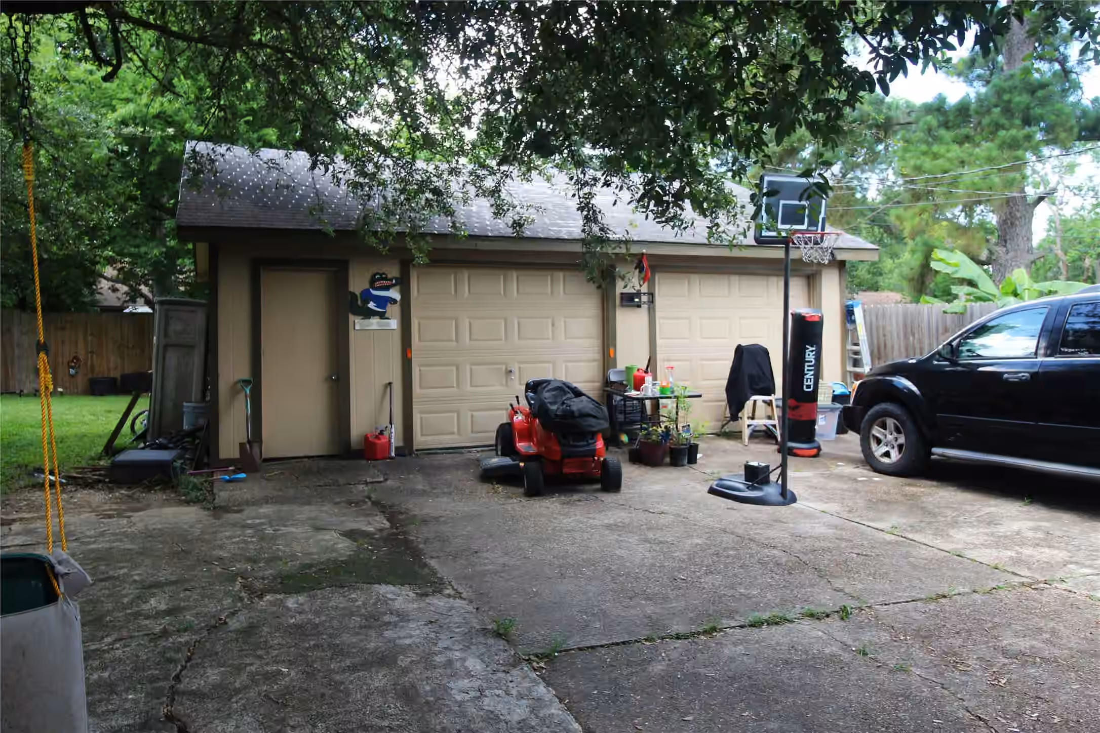 Photo 3 of 4705 30th Street E, Dickinson, TX