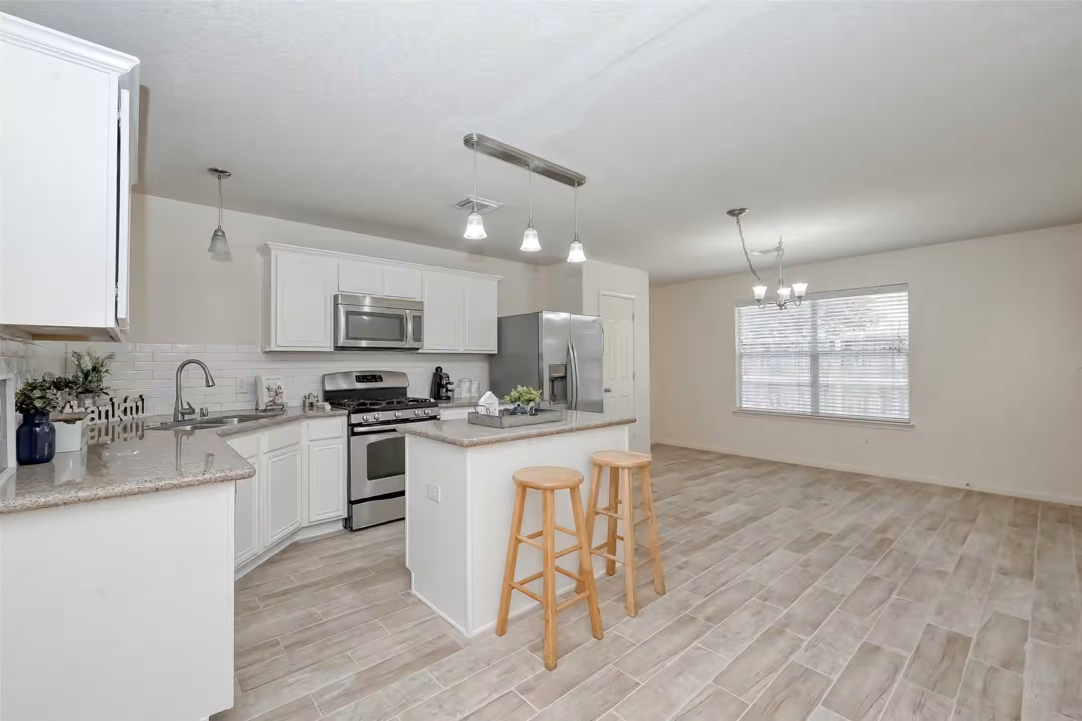 Photo 7 of 19102 Lilywood Springs Drive S, Katy, TX