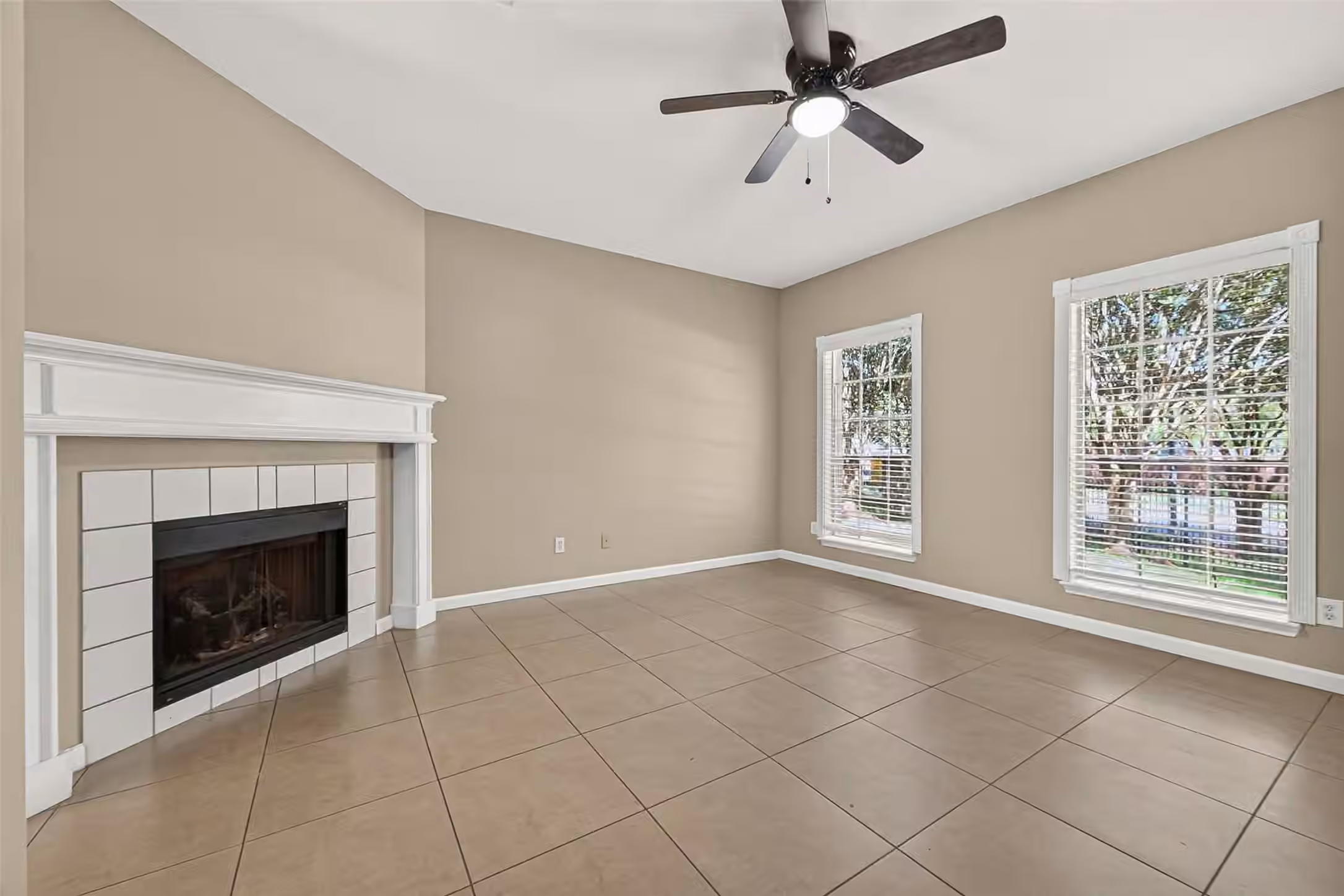 Photo 6 of 2930 Grants Lake Boulevard 2202, Sugar Land, TX