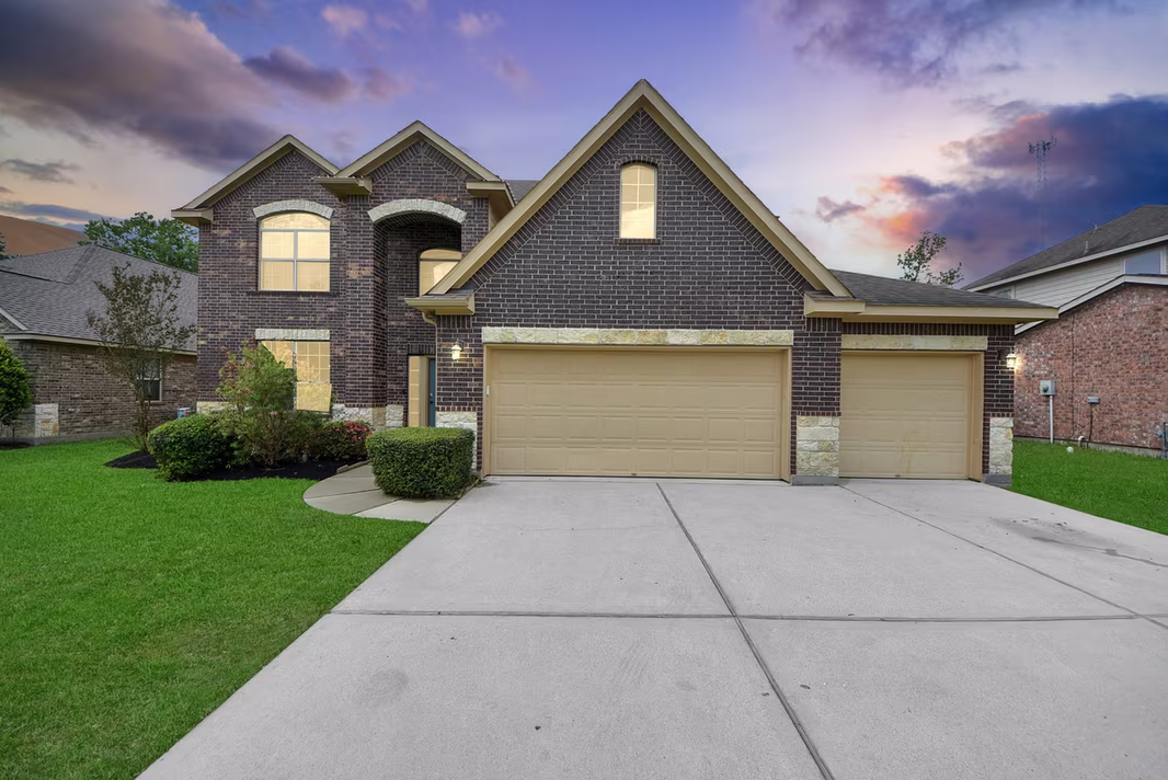 Photo 3 of 33227 Greenfield Forest Drive, Magnolia, TX