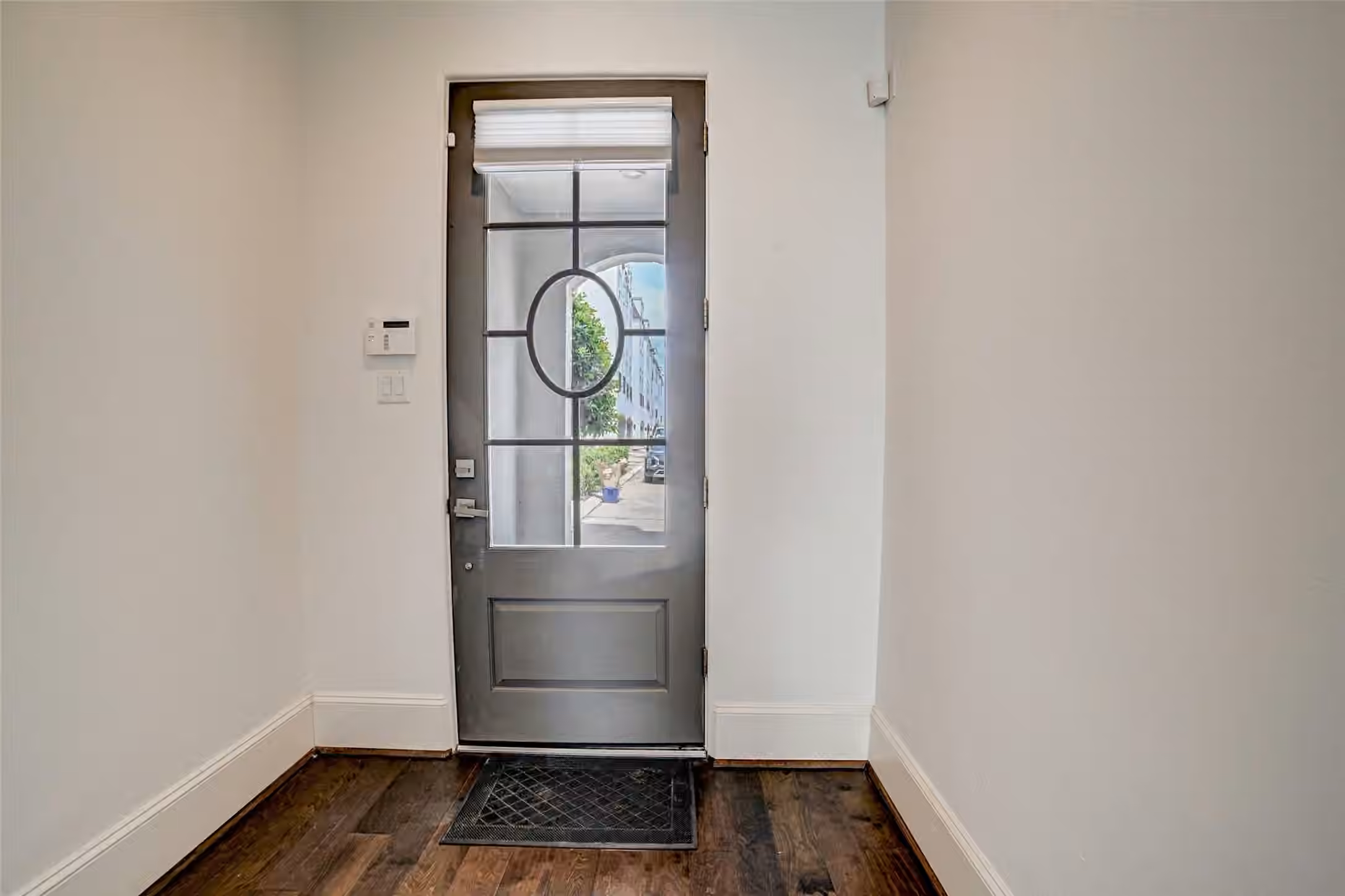 Photo 4 of 1010 Savannah Cedar Lane, Houston, TX