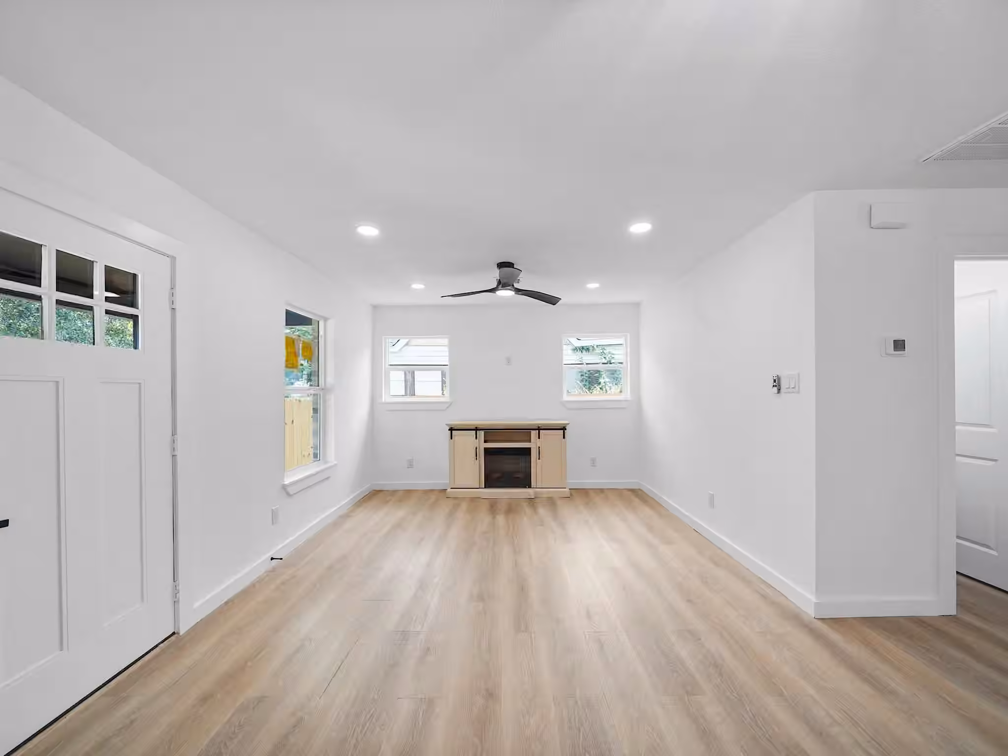 Photo 4 of 1408 Pearson Street, Houston, TX