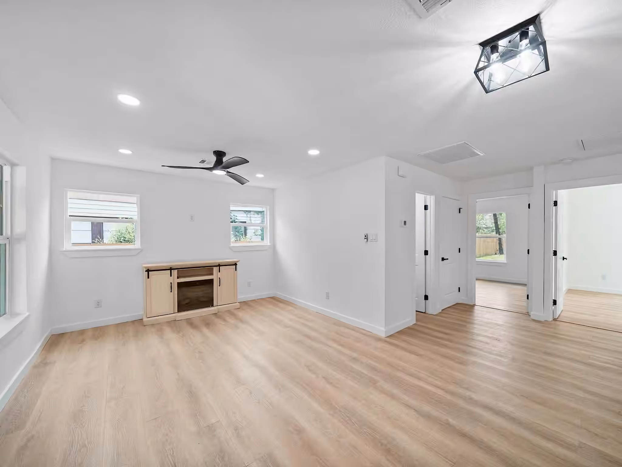 Photo 6 of 1408 Pearson Street, Houston, TX