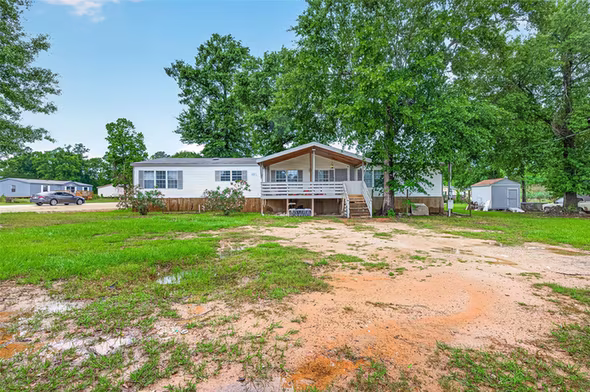 Photo of 5982 Waukegan Rd, Conroe, TX 77306