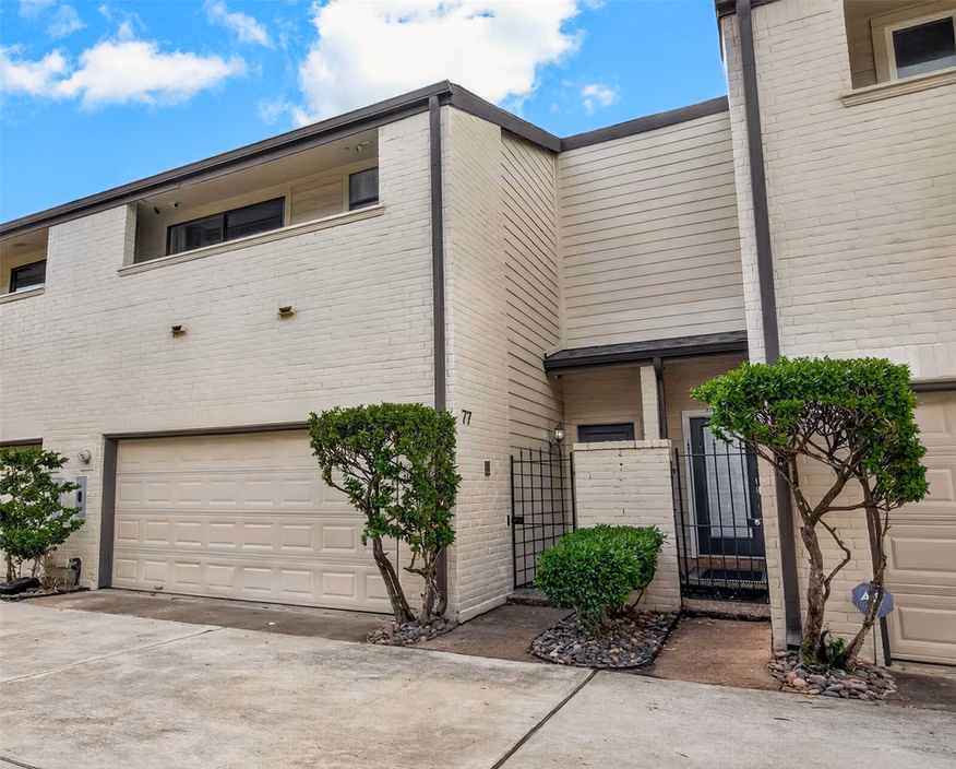 Photo of 77 Chelsea Boulevard, Houston, TX 77006