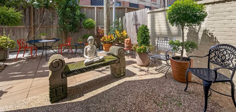 Photo 3 of 77 Chelsea Boulevard, Houston, TX