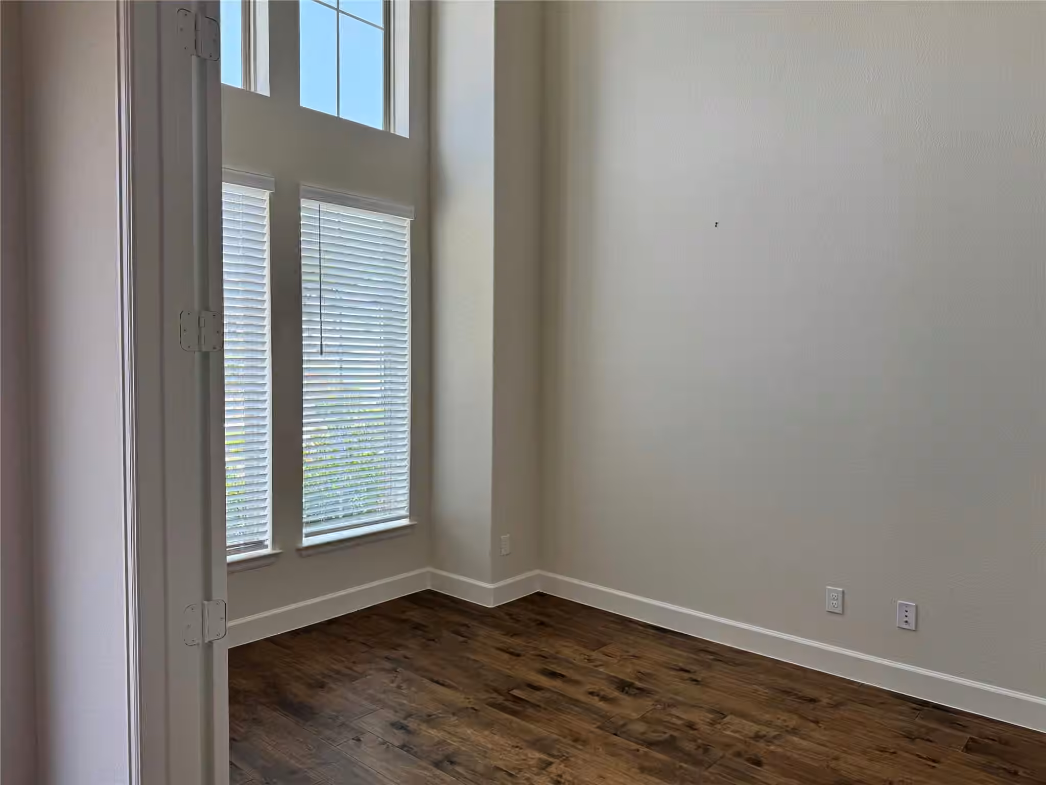 Photo 3 of 5406 Farm Hill Way, Fulshear, TX