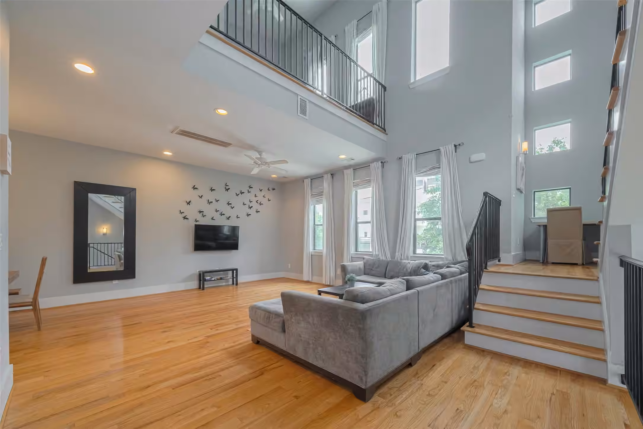 Photo 7 of 2115 Hadley Street, Houston, TX