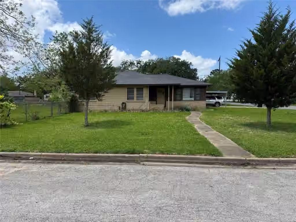 Photo of 1800 Carlisle Street, Rosenberg, TX