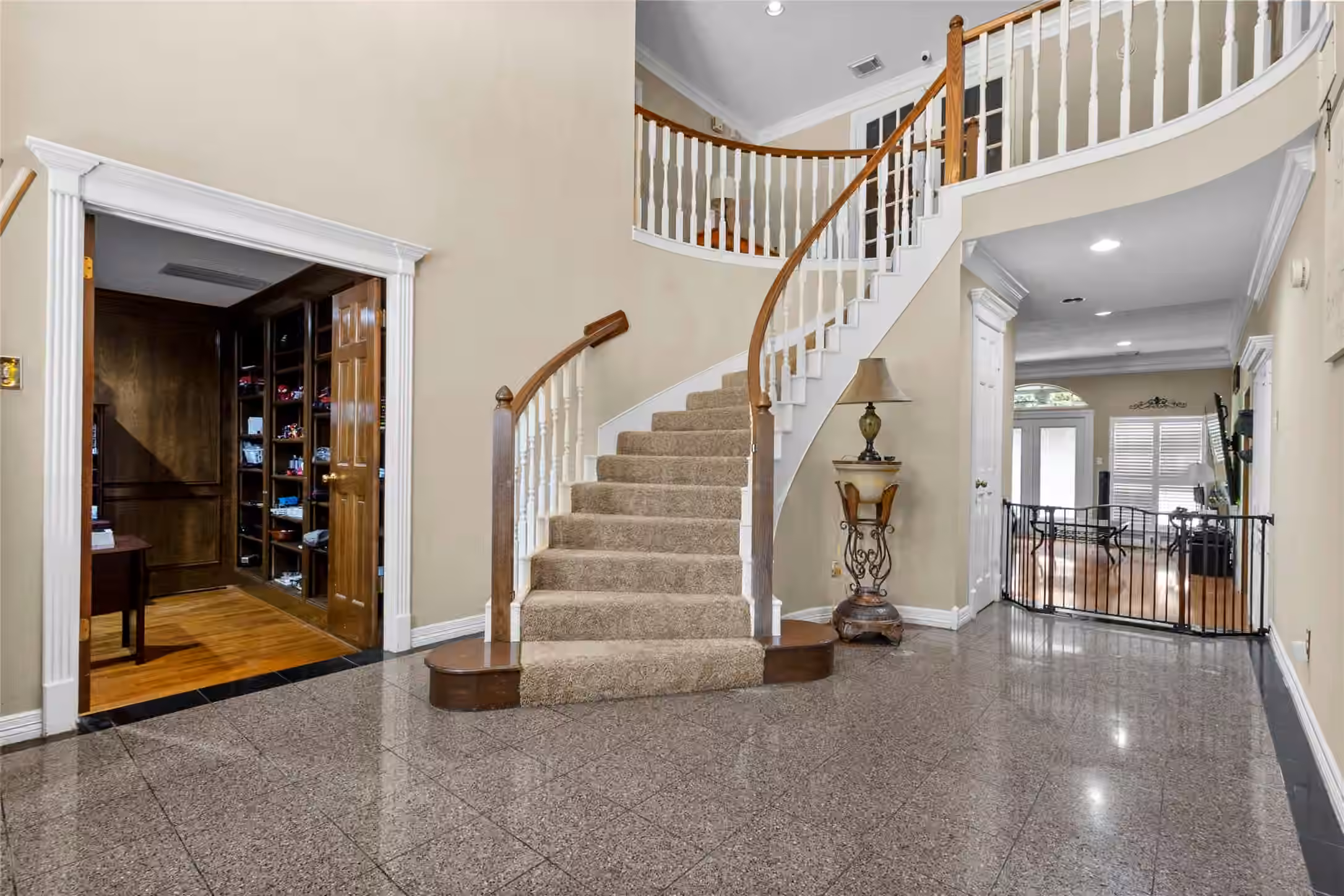 Photo 4 of 14907 Pine Point Court, Houston, TX
