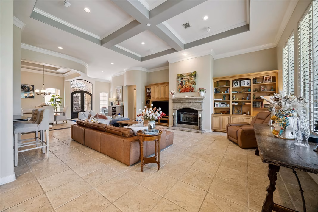 Photo 7 of 11914 Legend Manor Drive, Houston, TX