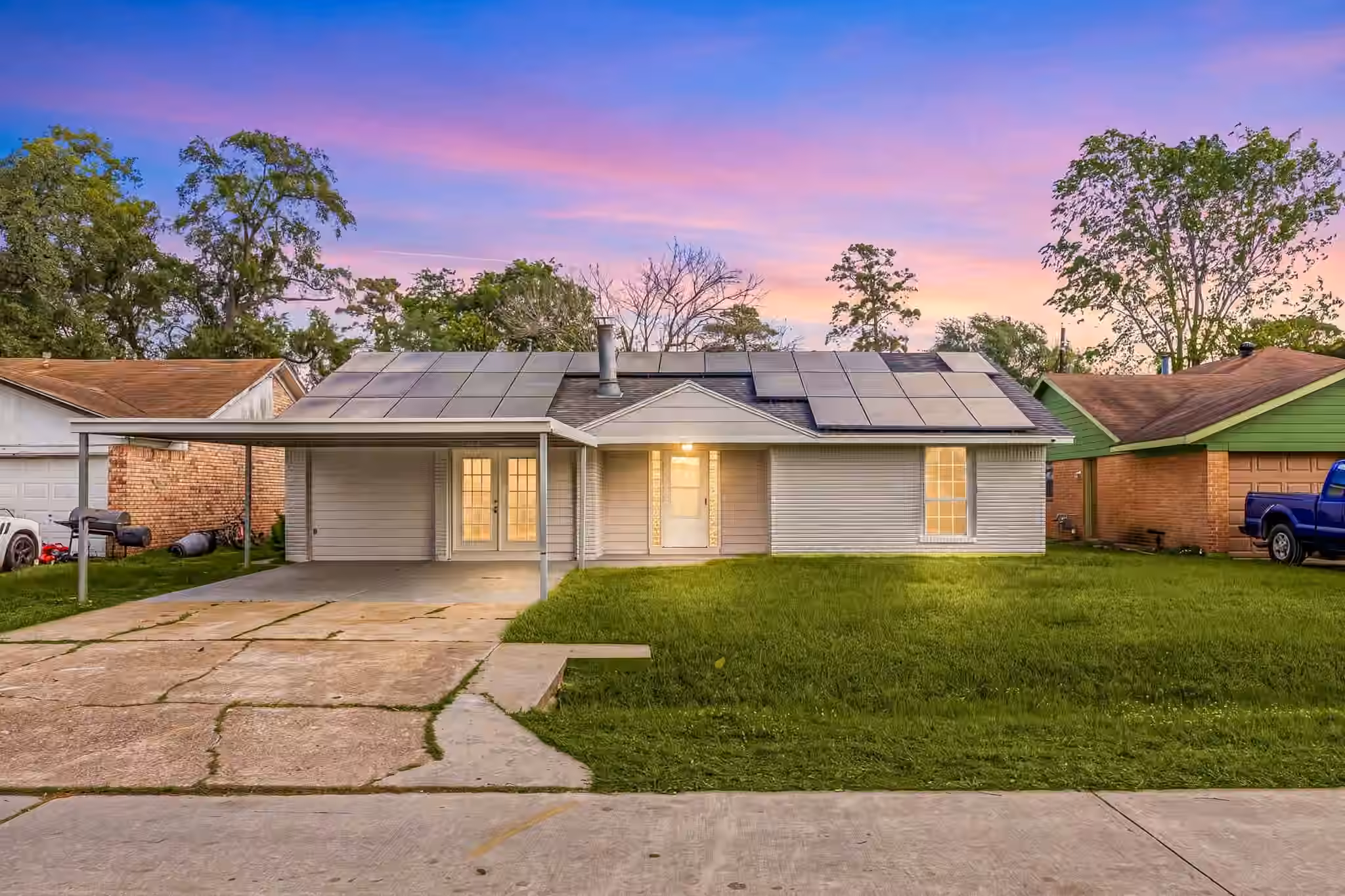 Photo 2 of 614 Red Oak Avenue, Crosby, TX