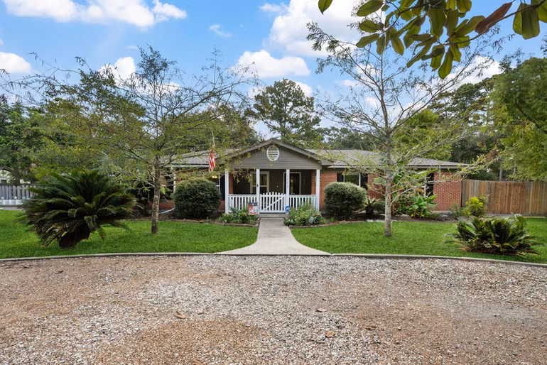 Photo of 1202 Forest Cove Drive, Kingwood, TX