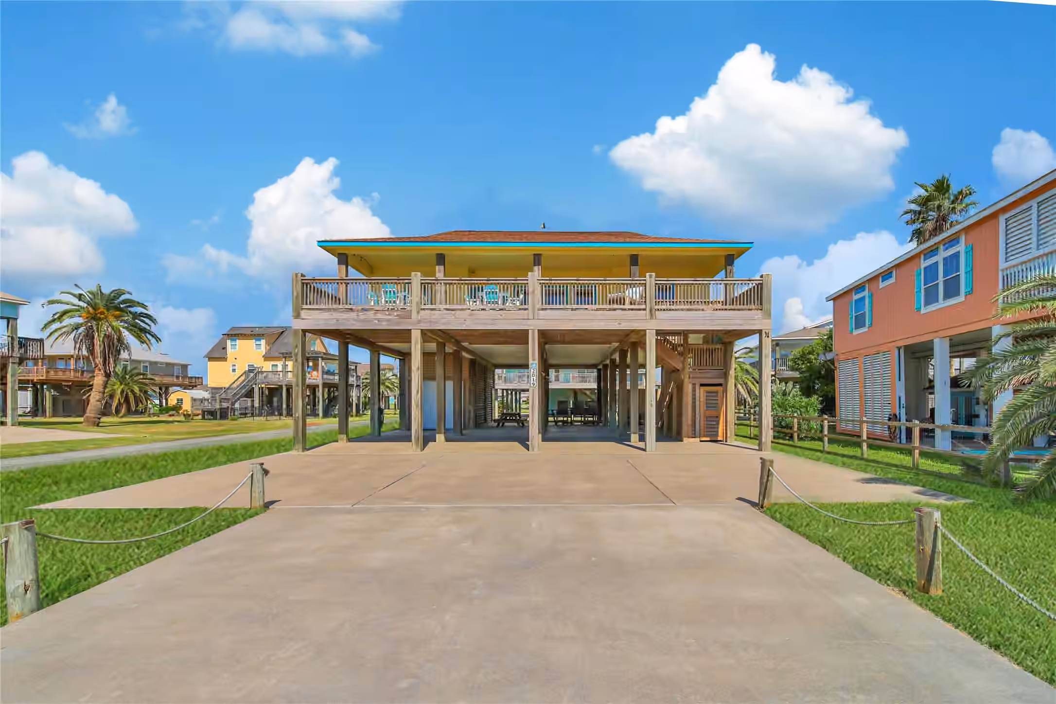 Photo 5 of 2019 Vista Drive, Crystal Beach, TX