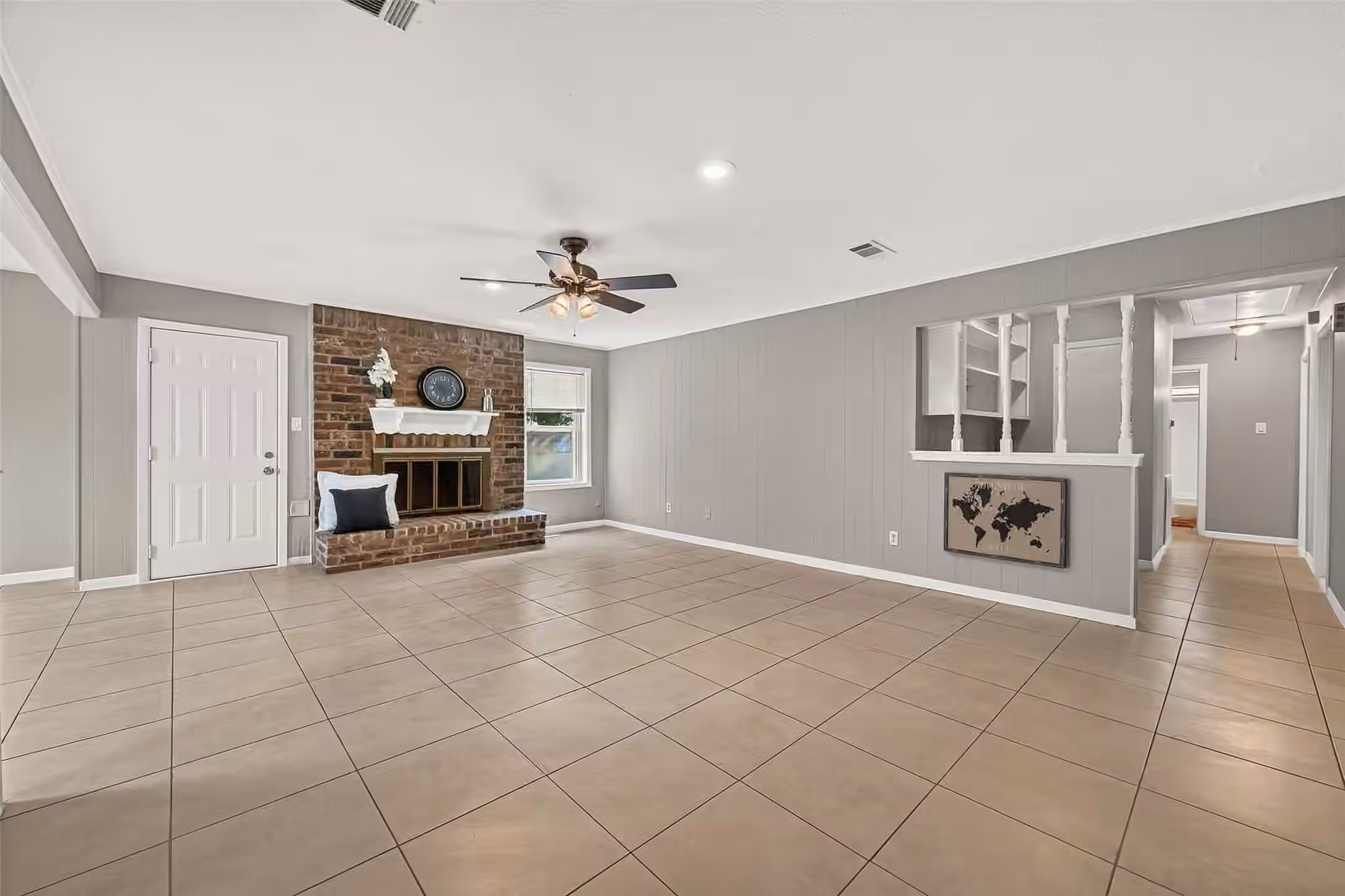 Photo 4 of 24114 Spring Briar Lane, Spring, TX