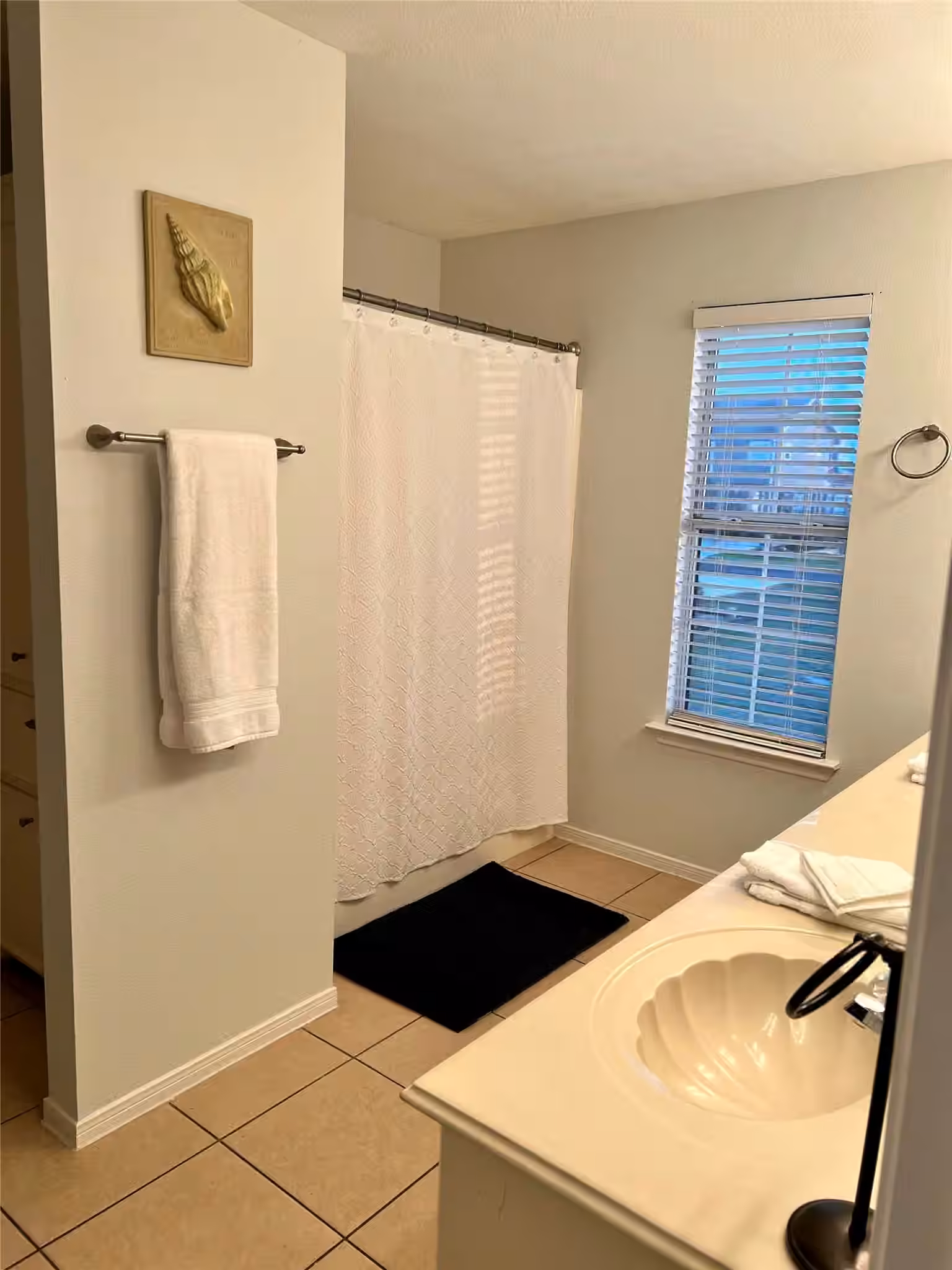 Photo 5 of 125 Marlin Lane, Freeport, TX