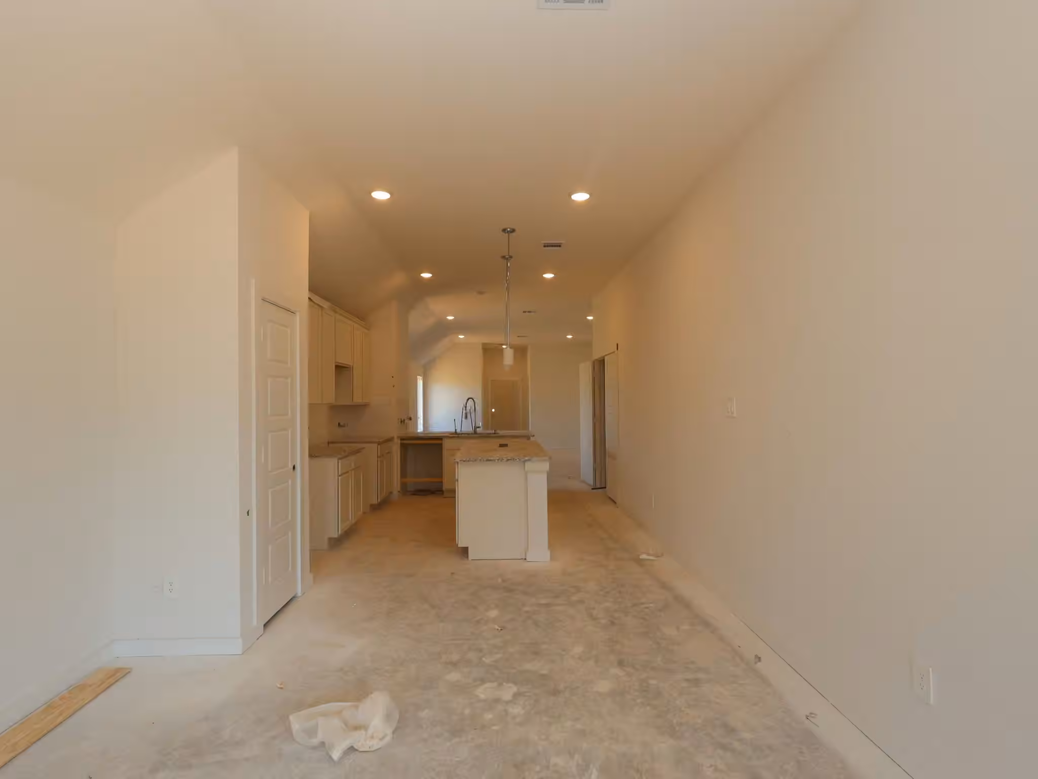 Photo 5 of 10220 Burton Path, Montgomery, TX