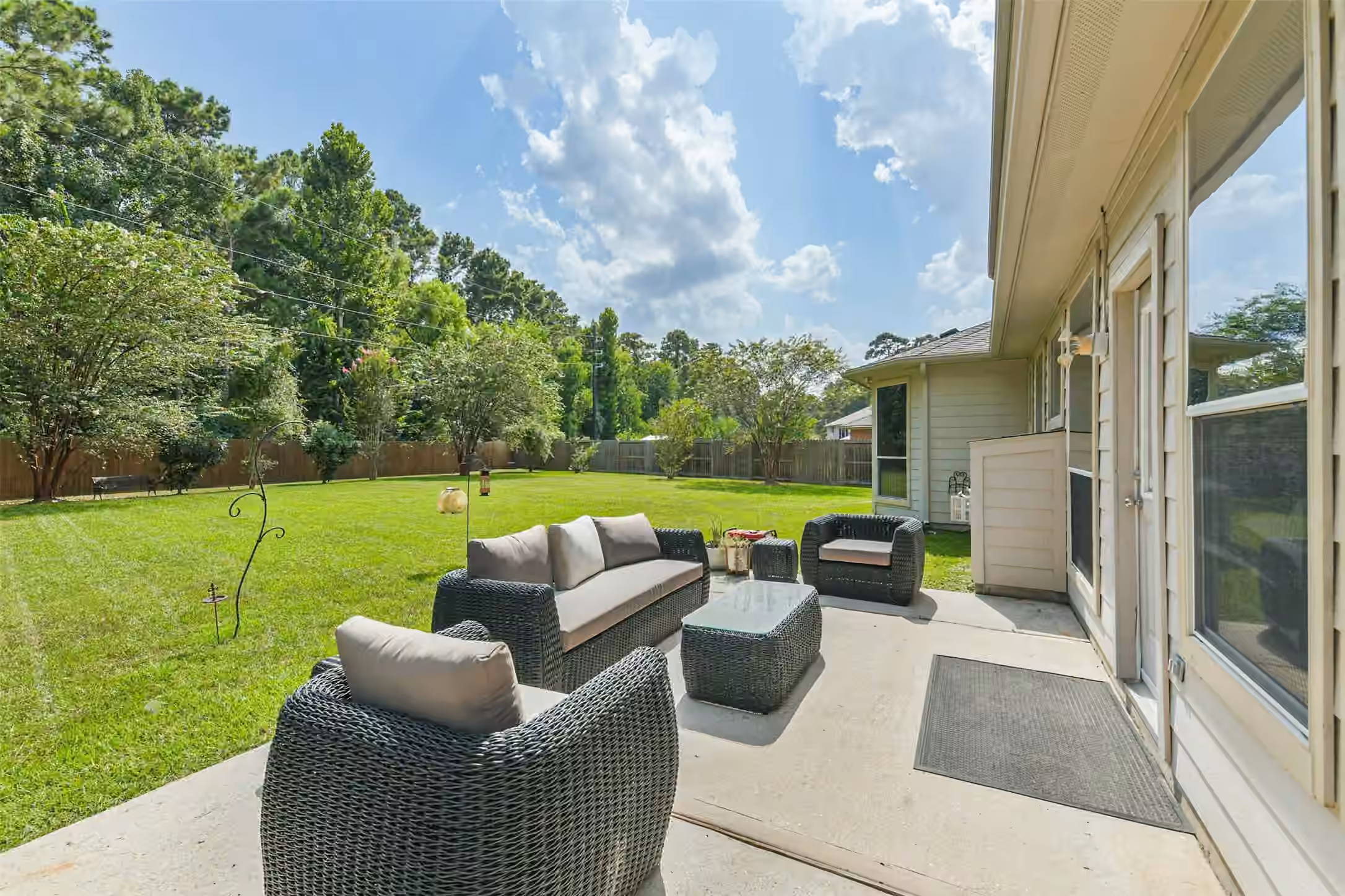 Photo 7 of 8718 Rolling Rapids Road, Humble, TX