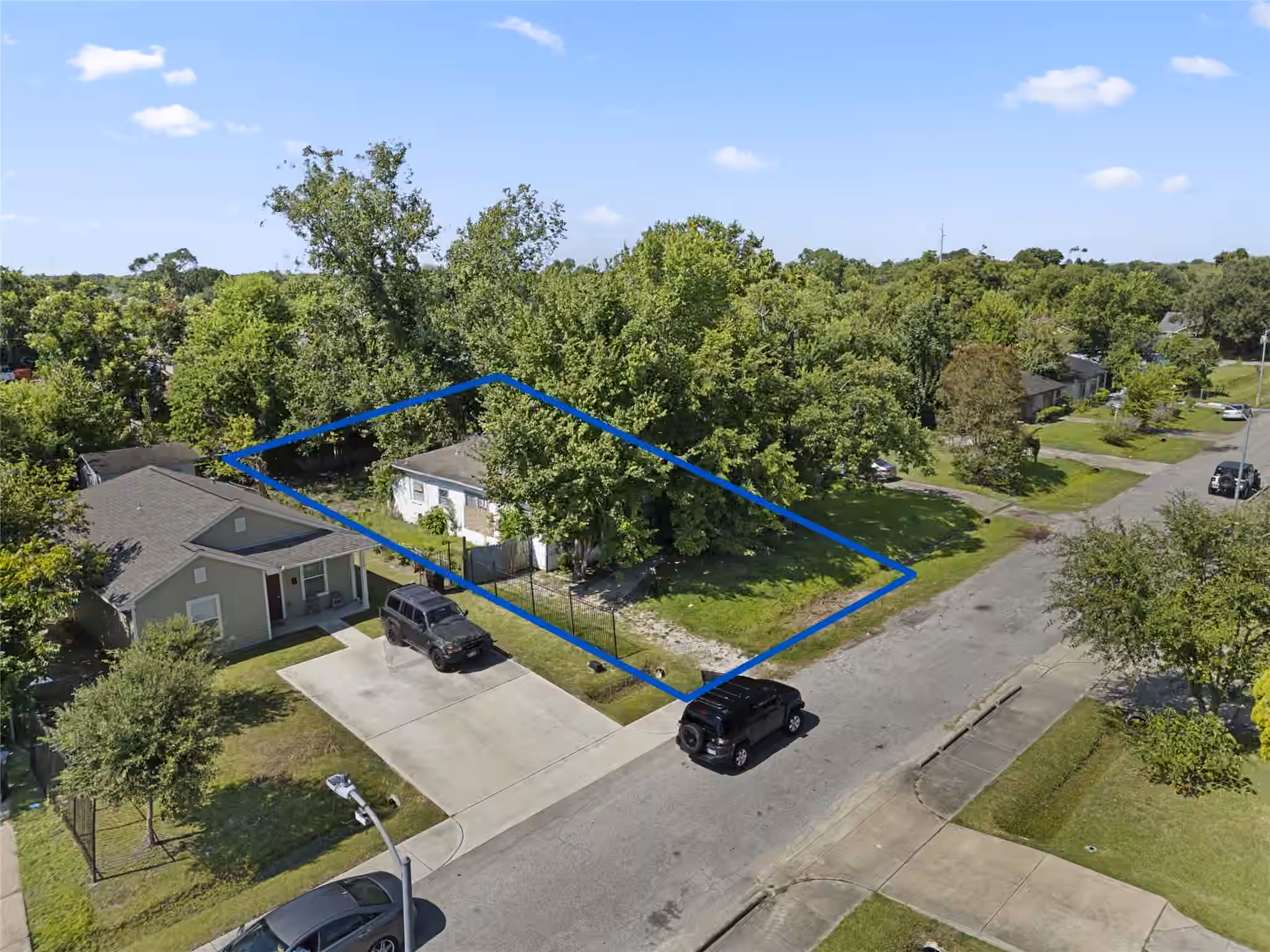 Photo of 3600 Rockingham Street, Houston, TX