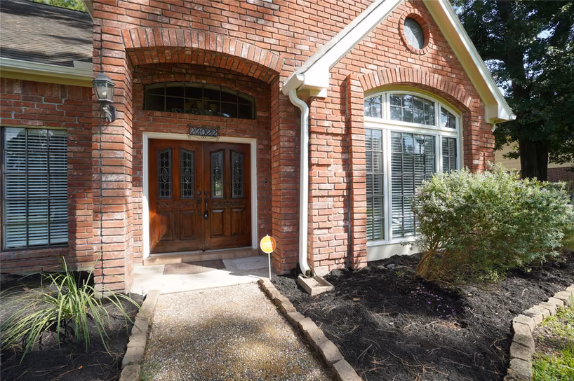 Photo 3 of 23022 Hampton Forest Lane, Spring, TX
