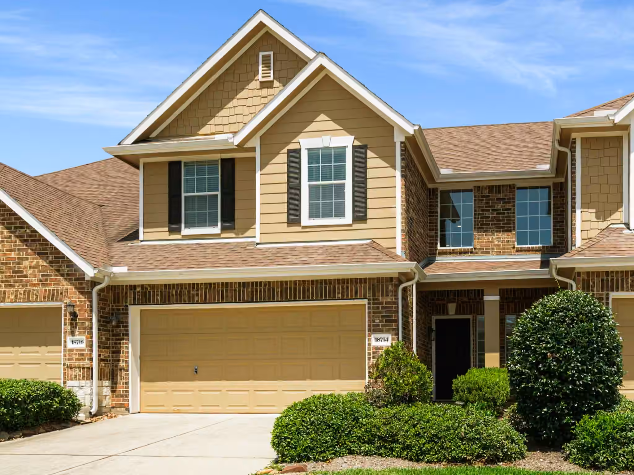 Photo 2 of 18714 Serenity Loch Drive, Spring, TX