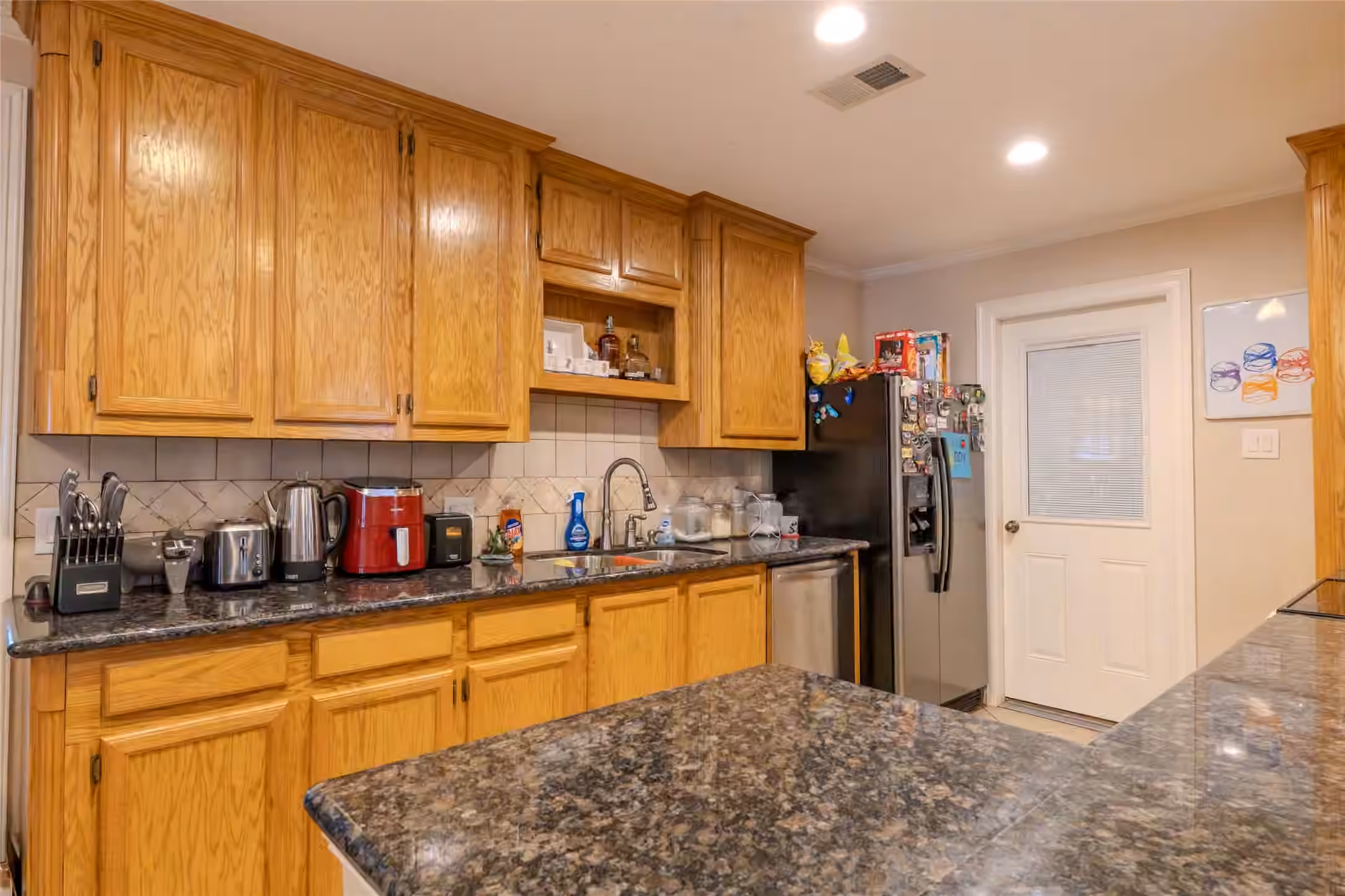 Photo 7 of 625 S Remington Drive, Angleton, TX