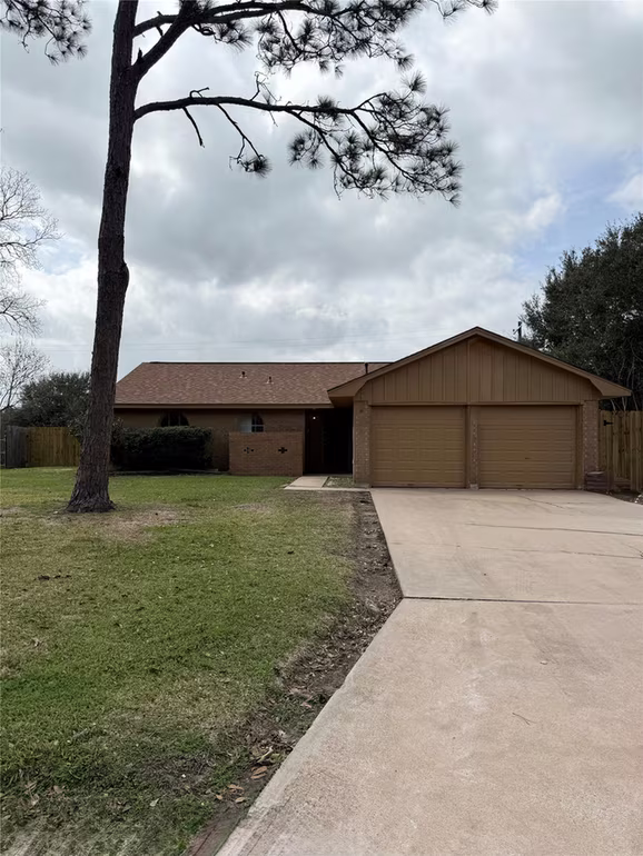Photo of 3808 Holly Glen, Bay City, TX 77414