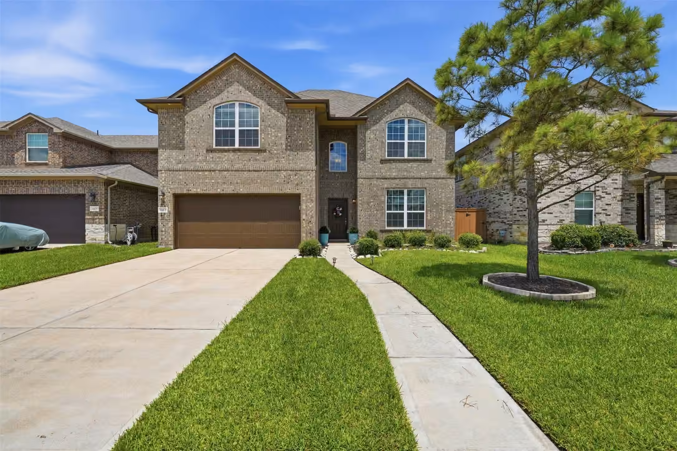 Photo of 2413 Olancha Drive, Rosharon, TX