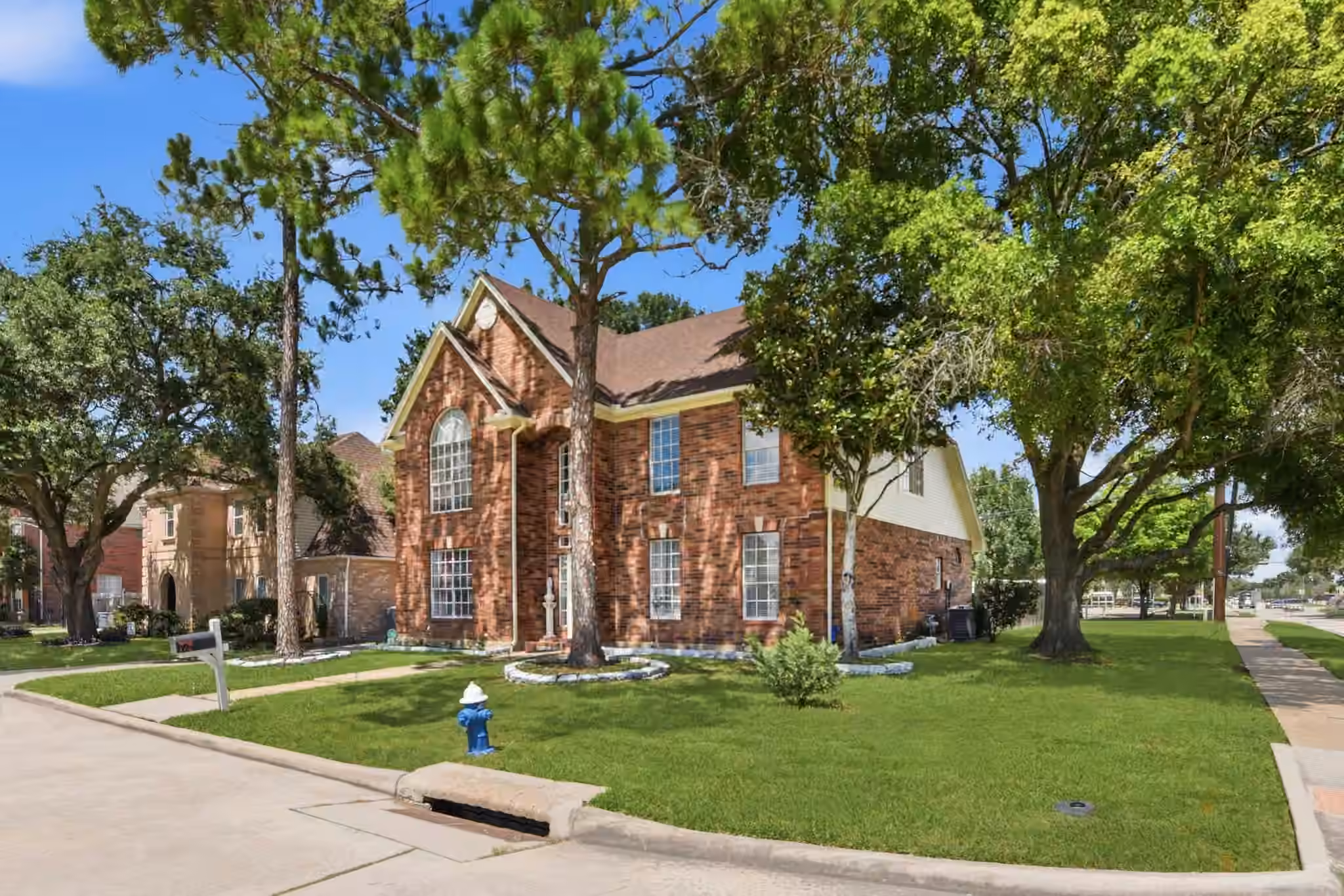 Photo 5 of 3439 Ashlock Drive, Houston, TX