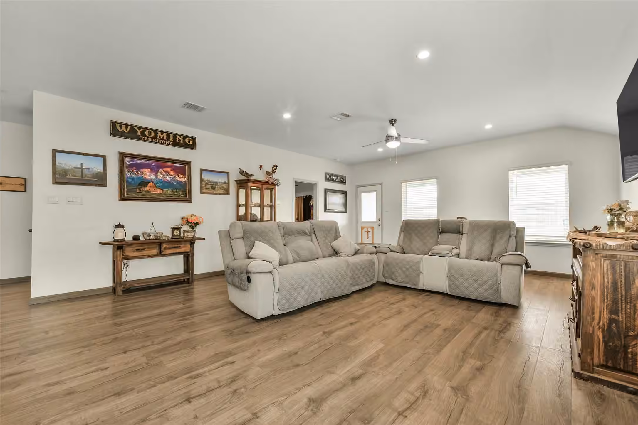 Photo 6 of 9621 Wall Street, Texas City, TX