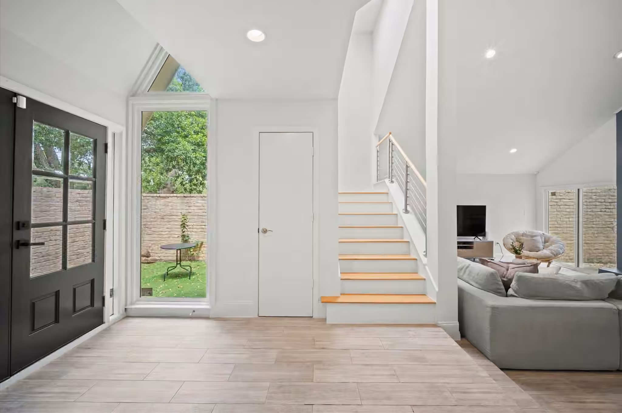 Photo 5 of 15573 Memorial Drive, Houston, TX