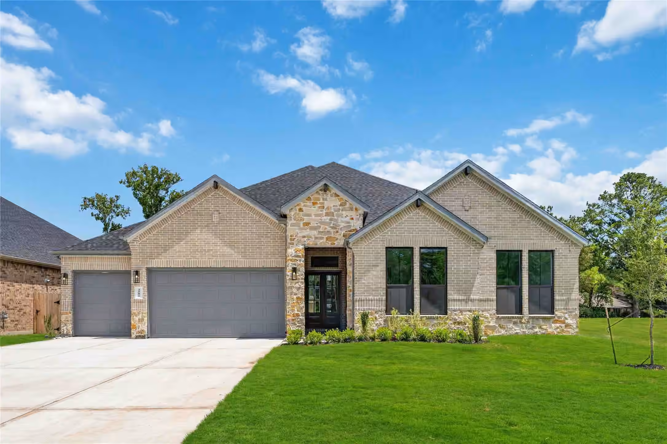 Photo 7 of 2505 Barton Creek Trail Dr, Friendswood, TX