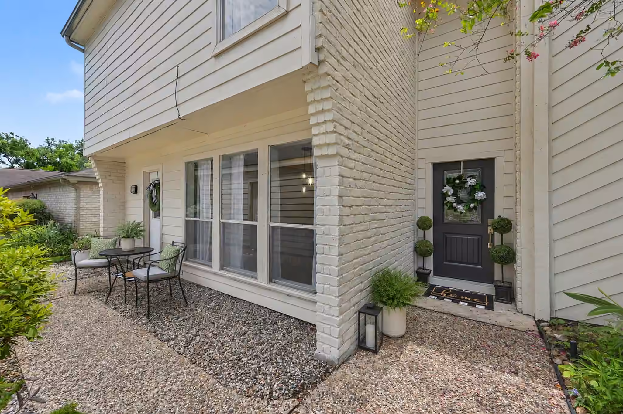 Photo 5 of 17915 Tall Cypress Drive, Spring, TX