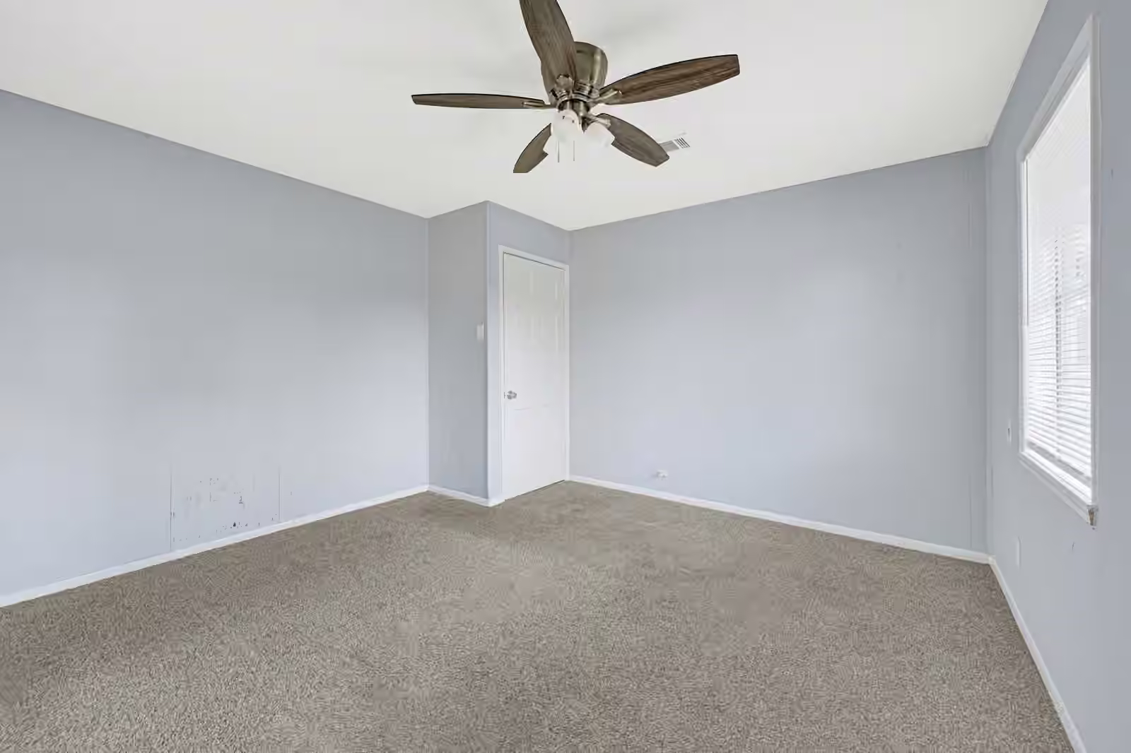 Photo 6 of 3910 Ward Street, Houston, TX
