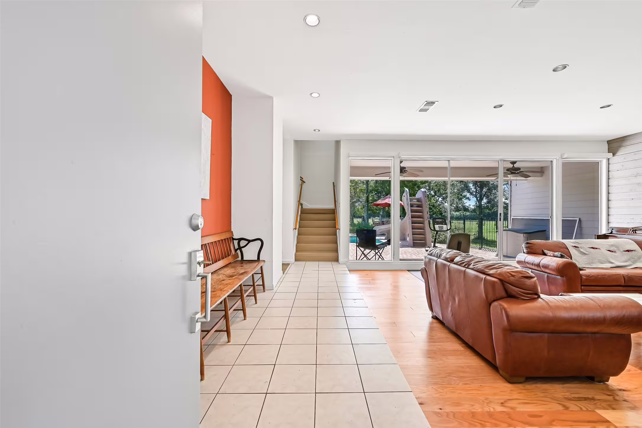 Photo 6 of 1412 Hollier Road, Friendswood, TX