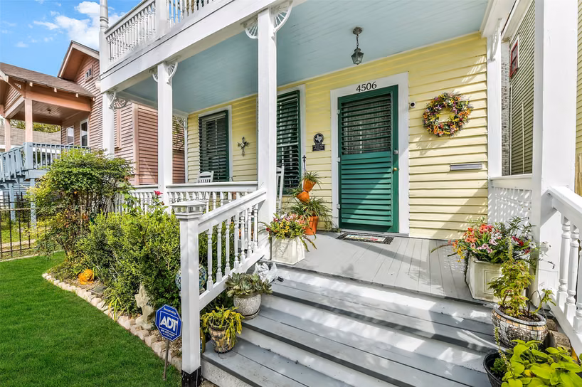 Photo 3 of 4506 Avenue K, Galveston, TX