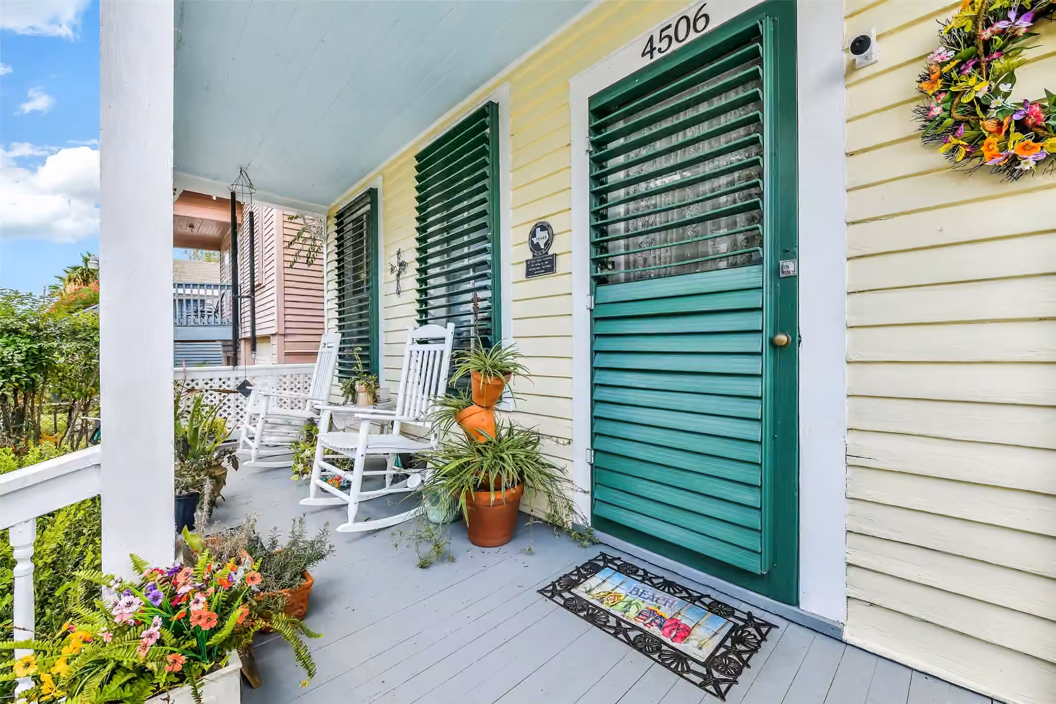 Photo 4 of 4506 Avenue K, Galveston, TX