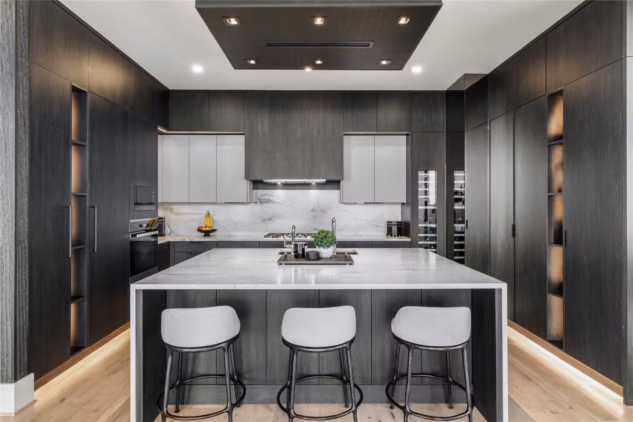 Photo 6 of 1409 Post Oak Boulevard 2301, Houston, TX