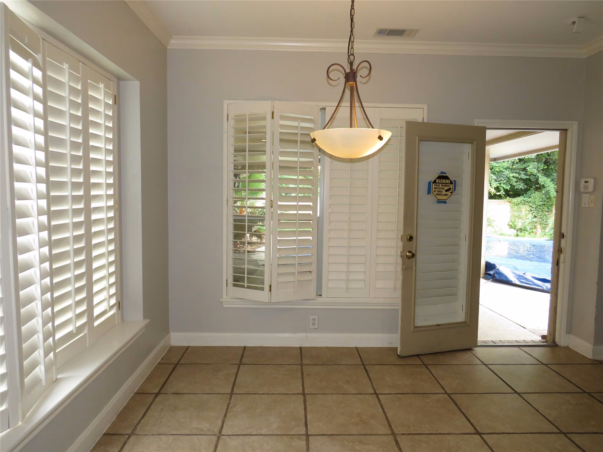 Photo 7 of 13322 Castlecombe Drive, Houston, TX