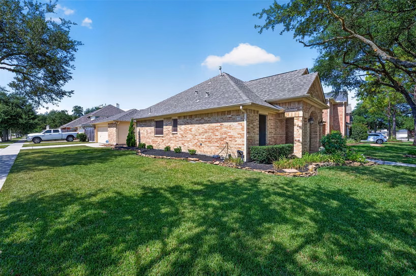Photo 4 of 2908 Misty Wind Court, League City, TX