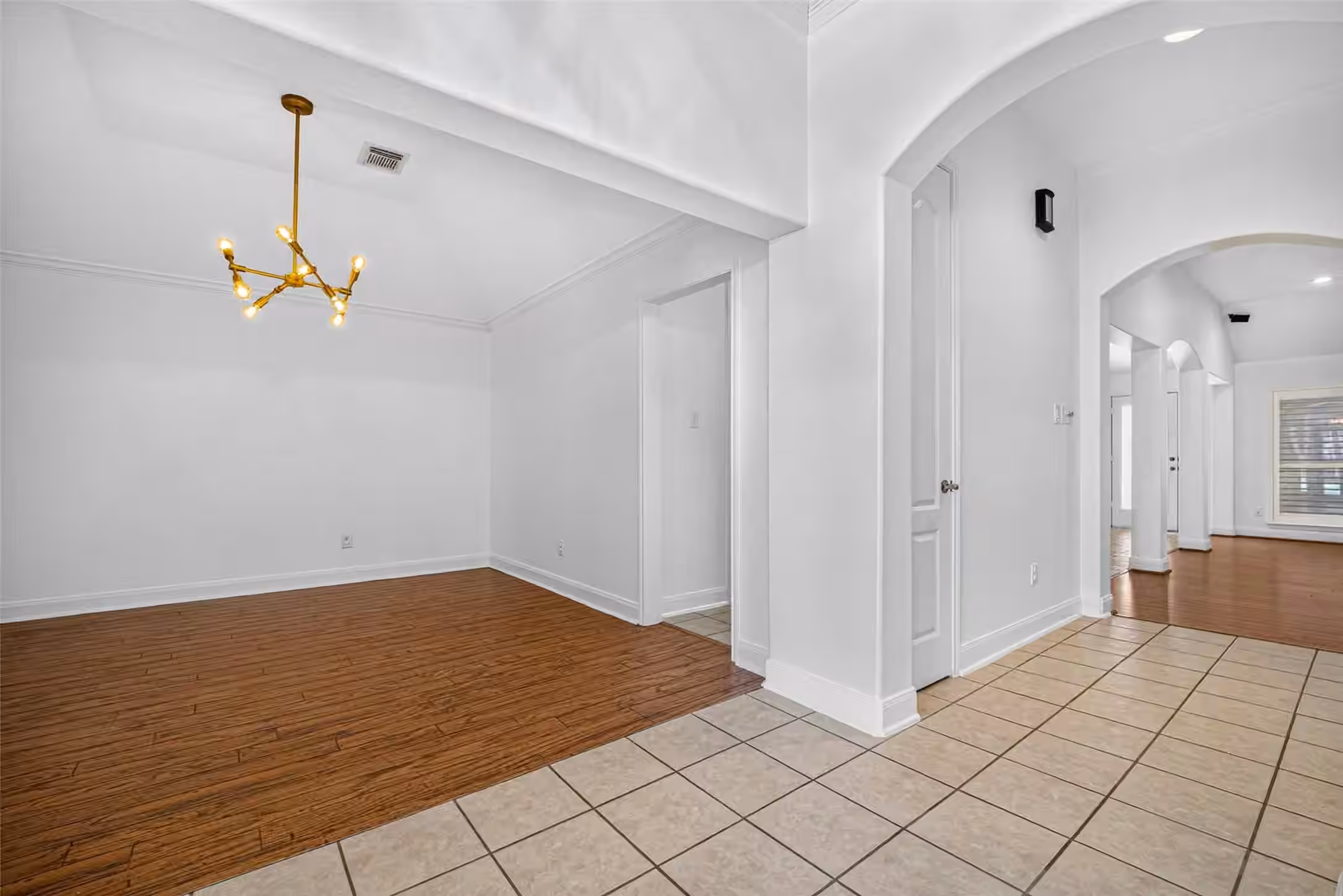 Photo 7 of 2908 Misty Wind Court, League City, TX