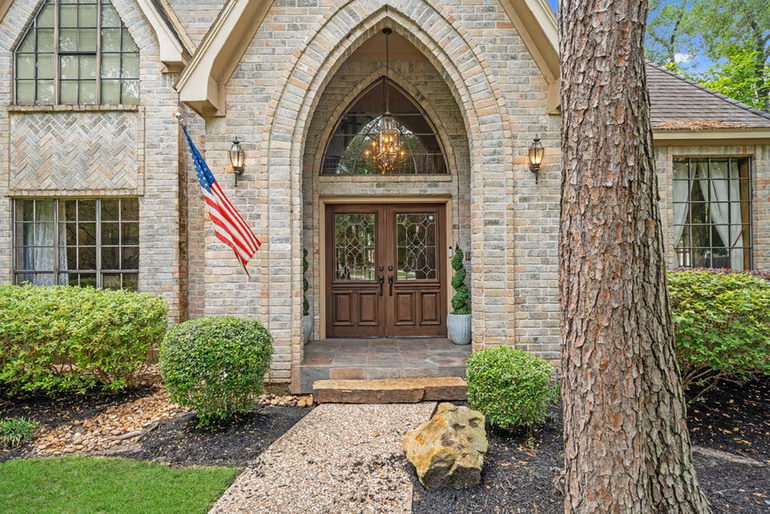Photo 4 of 15427 Terrace Oaks Drive, Houston, TX