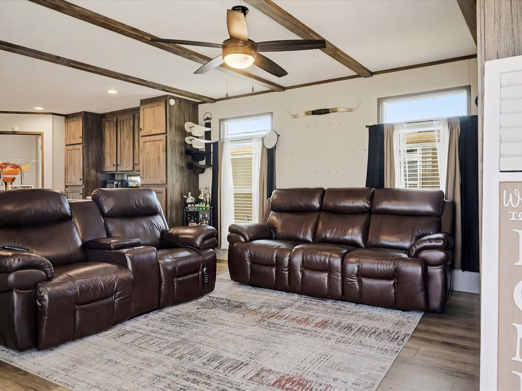 Photo 6 of 12556 Stablegate Drive, Conroe, TX