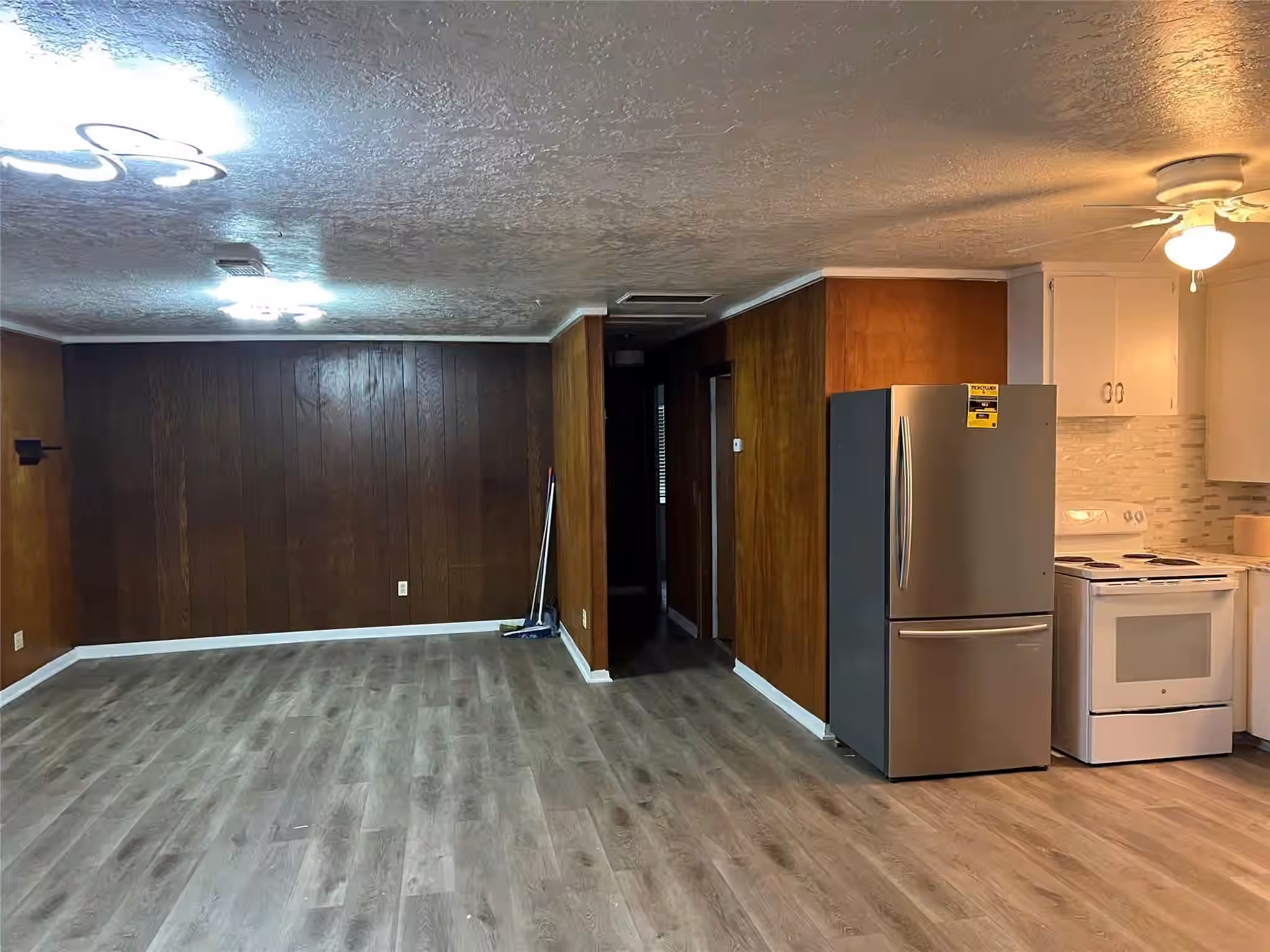 Photo 2 of 215 13th Street, San Leon, TX