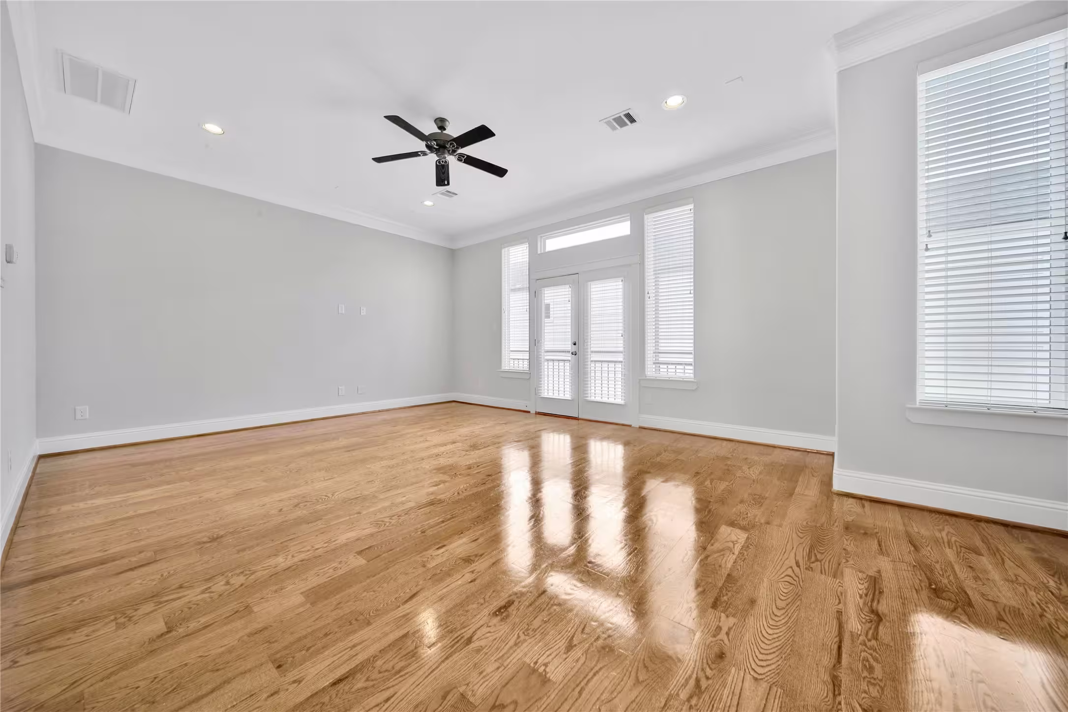 Photo 5 of 626 E 28th Street, Houston, TX