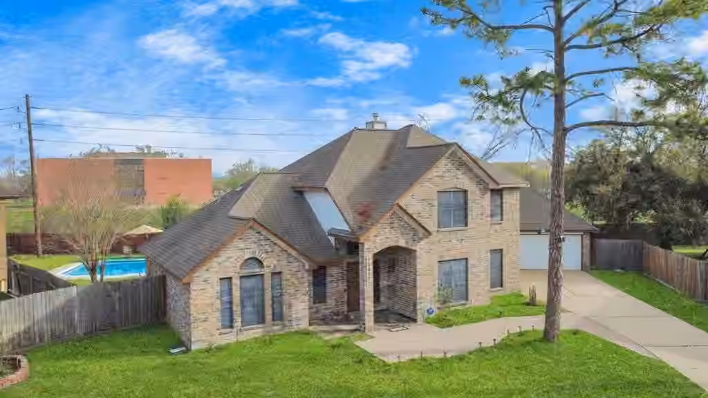 Photo 7 of 10422 Springland Court, Houston, TX